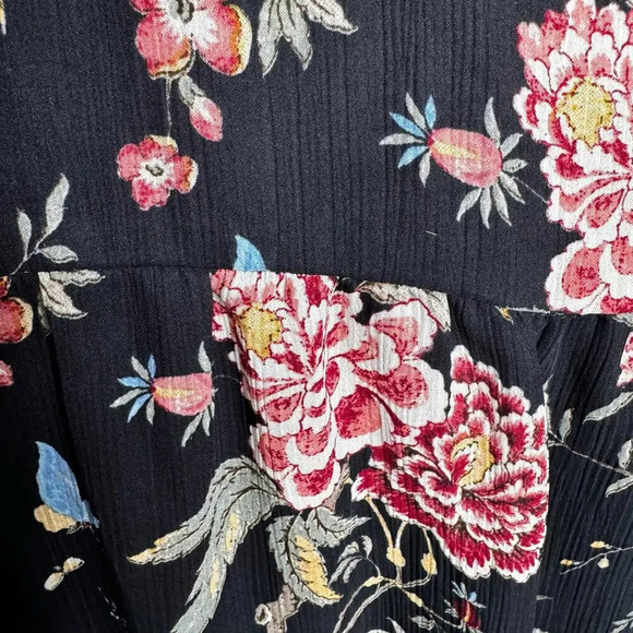 GP & J Baker Floral Bird Print Lightweight Button Up Blouse - Picture 7 of 11